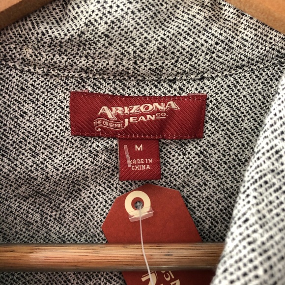 Arizona Jeans Polar Bear Black button down sz: Med - Picture 4 of 7